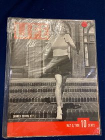 1938年5月美国生活杂志，主要内容涉及中国抗战宣传团宣言书，现场演示报道呼吁大家抗日救国的史事。