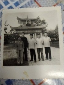 纪念毛主席8.24渡江十周年