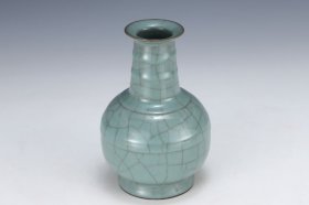 C293---旧藏宋官窑弦纹瓶