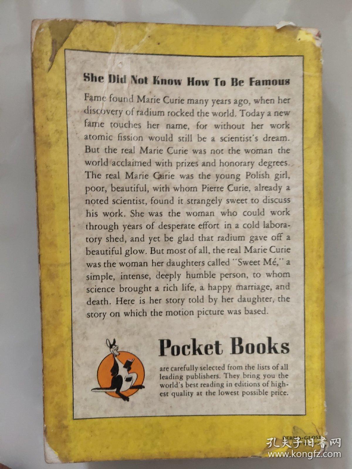 MADAME CURIE  (A BIOGRAPHY BY EVE CURIE)   <居里夫人传记>  1946年出版  三面刷红