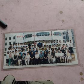 葫芦岛实验高中2006届三年七班毕业留念照片
