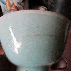 老瓷器收藏豆青釉老茶杯01
