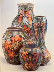 MOORCROFT 陶瓷（英国著名的默尔克罗夫特陶瓷世家）欧洲最受喜爱的陶瓷