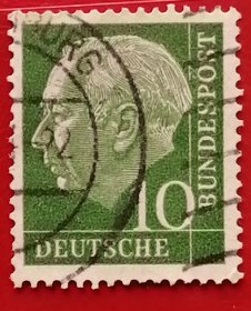 联邦德国邮票 西德 1954-1960年普通纸 特奥多尔 豪斯总统第1组 20-7 信销 （1884年1月31日－1963年12月12日）德国政治家和作家，西德第一任总统，自由民主党主席。二战后参与创立了德国自由民主党，并任主席。1948-1949年在议会任职，参与了西德宪法的起草工作。1949年9月当选第一任西德总统，1959年卸任。主要作品有1932年出版的《希特勒的道路》。