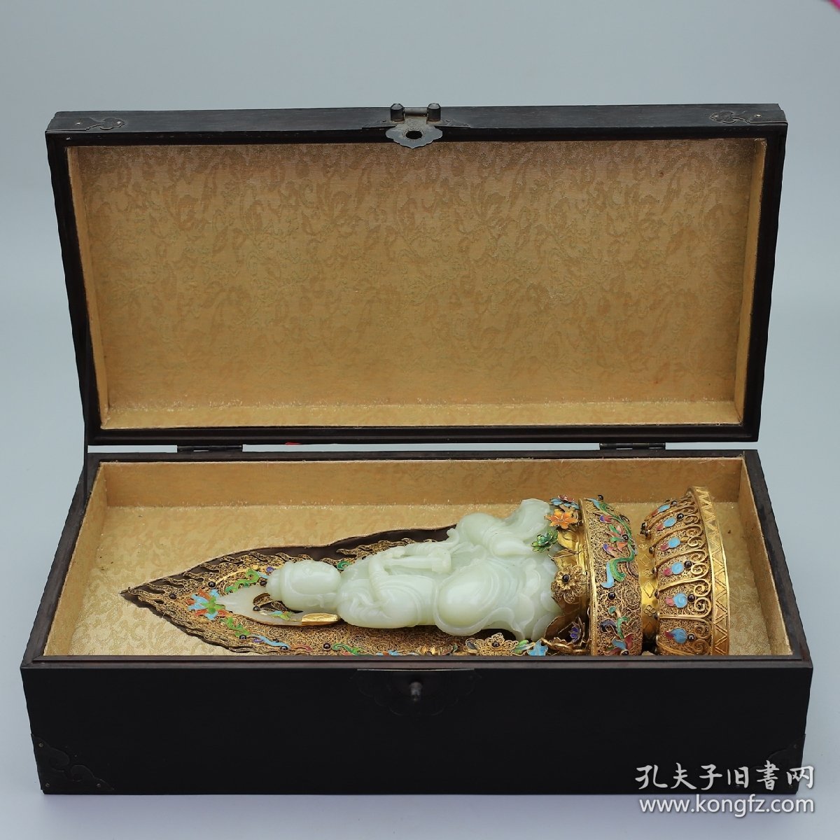 纯银掐丝镶嵌和田玉观音像一尊