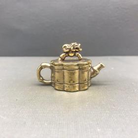 铜貔貅小茶壶手把件 桌面摆件，品相尺寸如图