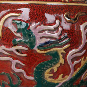 明三彩龙纹梅瓶一对