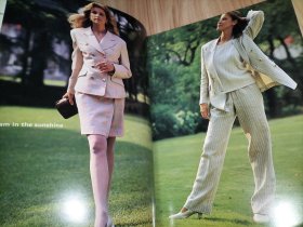 GODEHWA 金马时装服饰宣传画册【中国上海金马时装有限公司】应该是90年代的或2000年左右的。