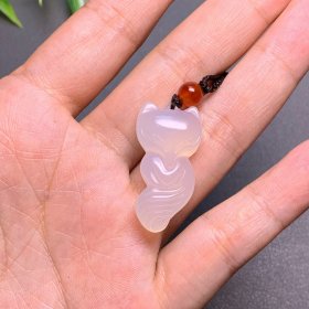 白玉髓小狐狸吊坠送人礼物自己佩戴送证书礼盒