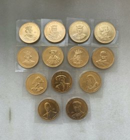 英属库克群岛英国13位国王克朗型纪念币08~10年 铜镍镀金 38mm 特价