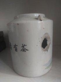 手绘人物提梁壶筒子一个，可做笔筒
