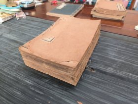 孔网非常少见的诗文集，民国上海锦文堂书局石印本《金圣欢全集》一套8册全，32开尺寸