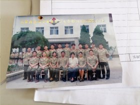 1998年石家庄医高专军医实习生合影（264医院）