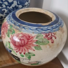 老瓷罐