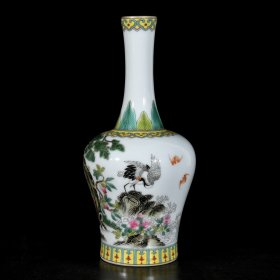 清雍正珐琅彩花鸟松鹤延年纹摇铃尊一对；25x11厘米