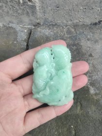 翡翠牌子 巧雕双鱼 满雕工
