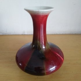 五十年代霁红釉窑变花瓶