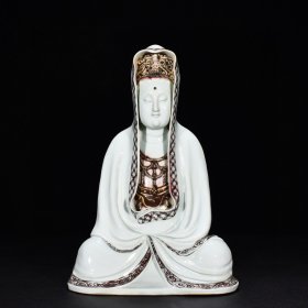 元釉里红观音塑像 高30厘米 宽20厘米