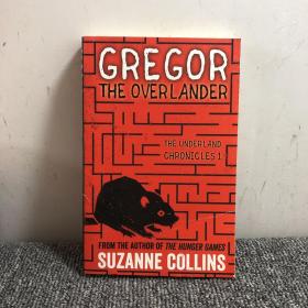 EGREGOR
 THE OVERLANDER
 THE UNDER LAND
 CHRONICLES 1
 FROM THE AUTHOR OF THE HUNGER GAMES
 SUZANNE COLLINS