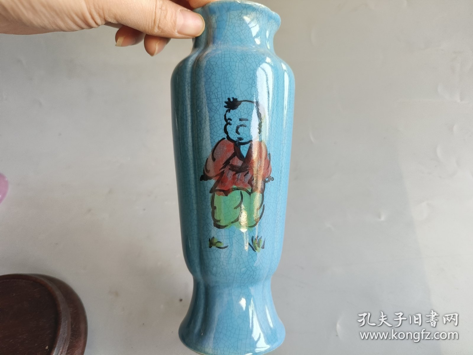宋代柴窑蓝釉瓶