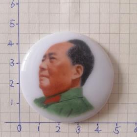 毛主席瓷像章