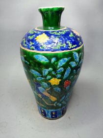 法花彩梅瓶
