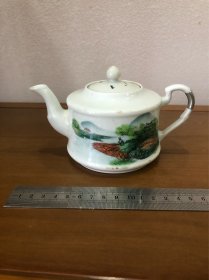 江西省景市第五瓷器生产合作社出品 五十年代青绿山水壶 老茶壶