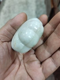 珍品翡翠粉盒