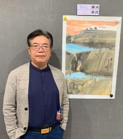 王成功，著名山水画家
    
    彩霞，沙漠，碧水，骏马驰骋，构成了美丽画卷