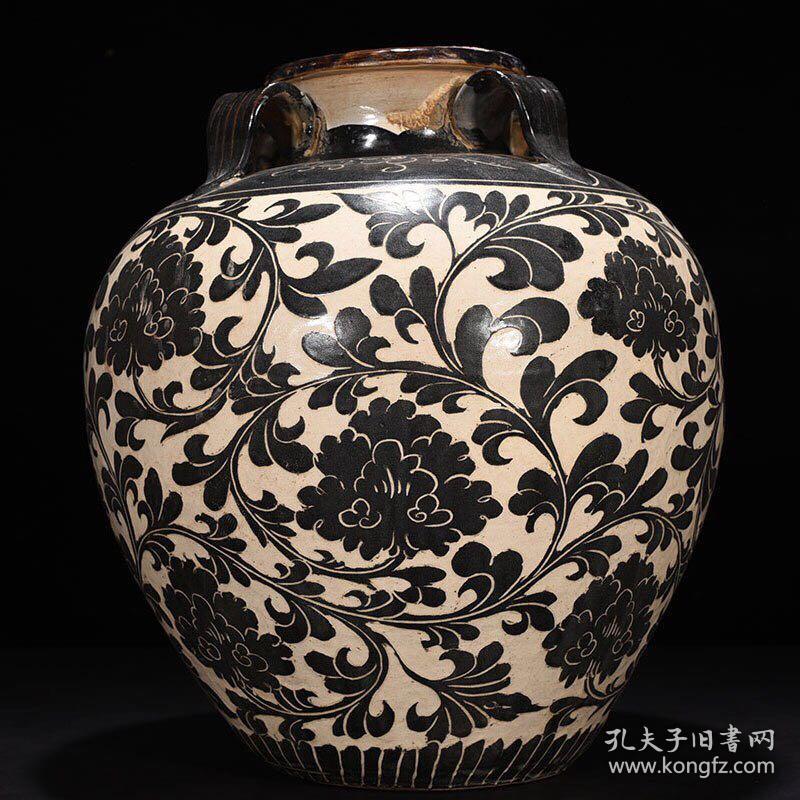 宋磁州窑雕刻缠枝牡丹纹四系罐  40×35厘米