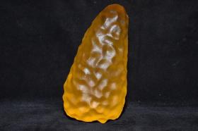 玻璃陨石=