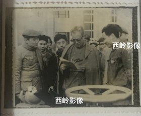 【老照片】罕见1980年代总理在川渝地区考察民情民意照片