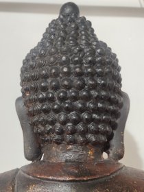大清铁佛座像