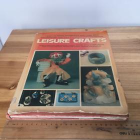 英文原版Leisure Crafts（《休闲工艺品》）