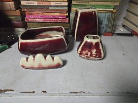 钧瓷文房四宝，笔洗，笔筒，笔架 尺寸如图，器形精美，釉色温润，造型独特，无瑕疵，标价即卖价，喜欢的朋友可以直接拍。保证原图发货。关注我更优惠。
