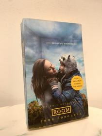 Room: Film Tie-in by Emma Donoghue 《房间》 电影同名小说