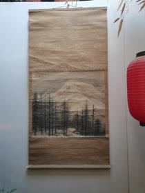 虹橋仙史筆 ，作于1935年。紙本水墨老画「冬景山林圖」立軸，轴头缺失。
尺寸，表：134*68cm，画心：63*57cm 轴长：70cm。
261264071