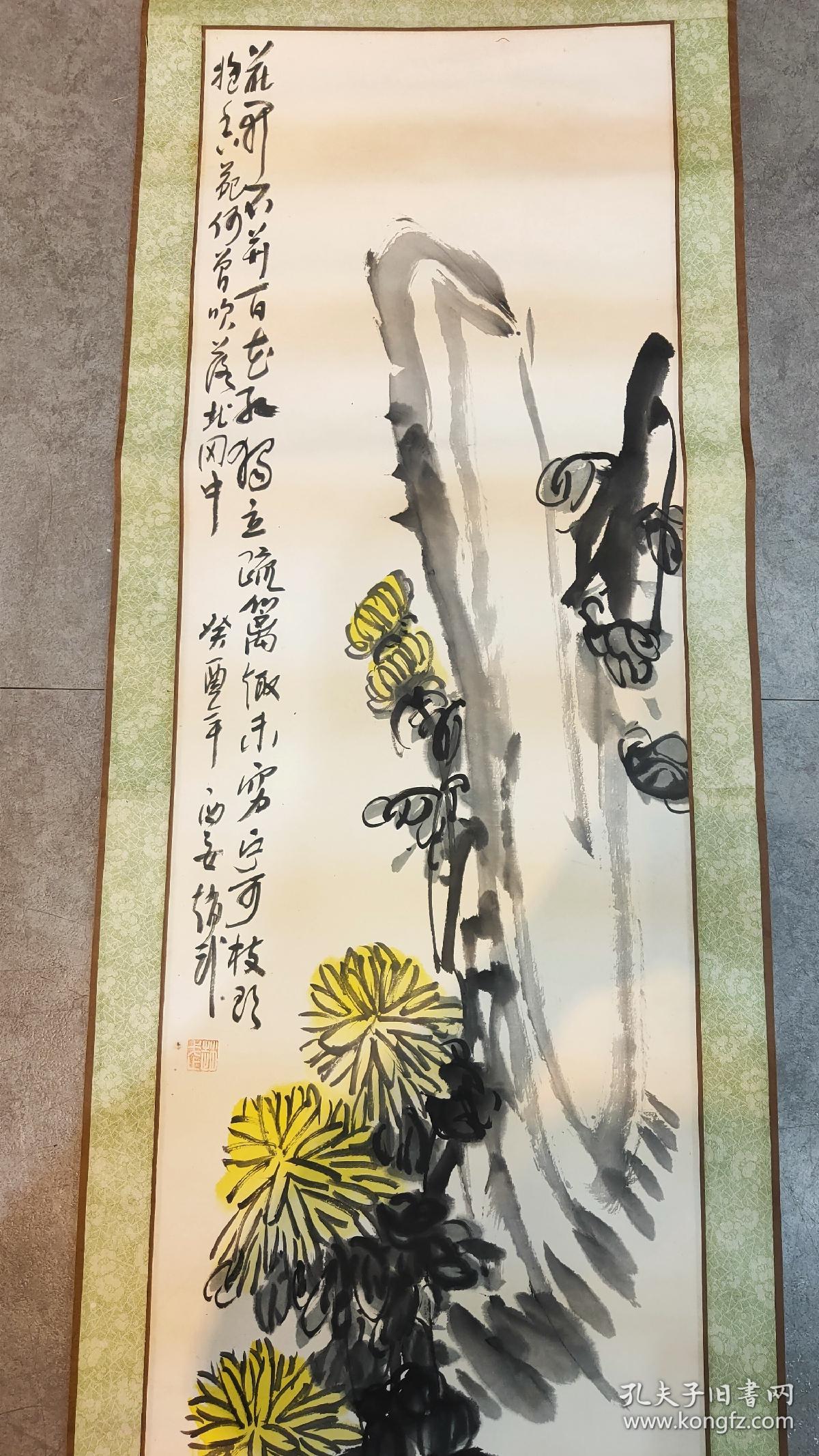 【赵武】号梅苑斋主，1957年入西北艺术专科学校（西安美术学院）毕业后从事专业绘画，中国美协陕西会员、国家一级画家。中国书画家协会理事，陕西书画艺术研究院院长、陕西书画家协会副主席、西安国际文化交流协会副会长、作品注重传统创新，雅俗共赏，尤以写梅著称于世，意有独创，自称一家。有 “长安梅王”之称，作品受全国各地文化部门特邀，作品入编《20世纪国际现代美术精品集》详询15249209649(箱1)