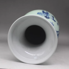 清青花博古纹双耳瓶一对