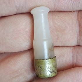 白烟嘴一个