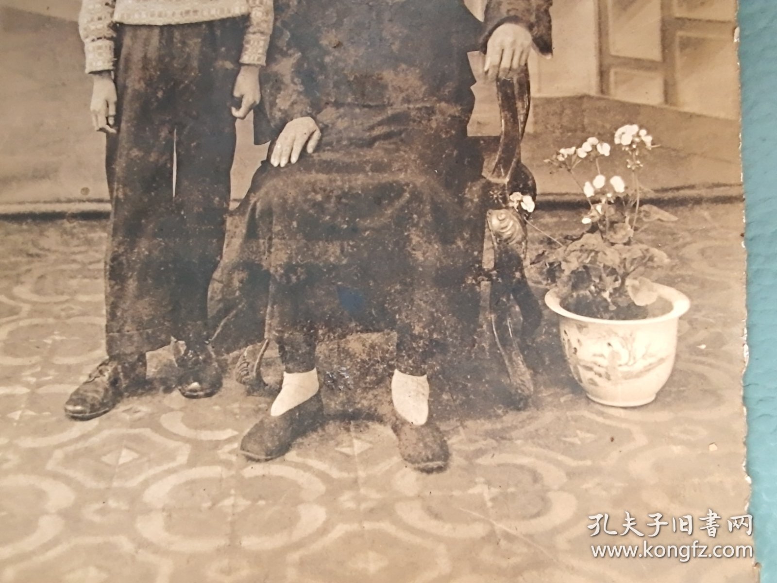 民国原照.不知是父子还是爷孙合影