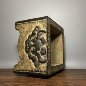 旧藏老青石雕刻 兽头 小方花盆，香炉摆件 尺寸：高9厘米，宽13.5厘米 重量：2505克