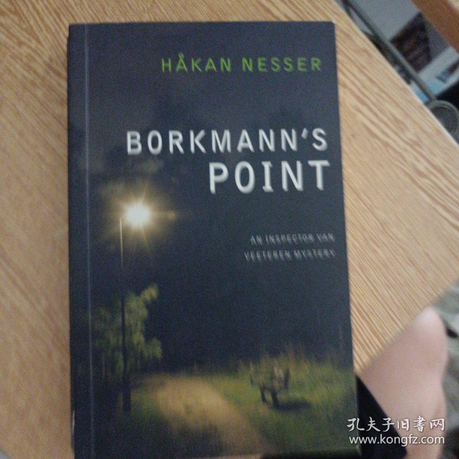 Borkmann's Point : An Inspector Van Veeteren Mystery（几处脱裂）——bb3(dg)