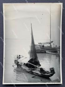 1941年9月 安庆扬子江畔的渔民船 原版老照片一枚（相纸较厚）