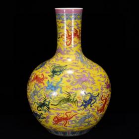 《精品放漏》乾隆天球瓶——清三代官窑瓷器收藏
