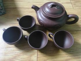 宜兴茶具一套.