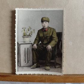 老照片 : 55的列兵，规格:10cmx7.5cm，