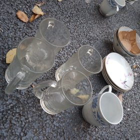 老玻璃啤酒杯四个，向日葵图案，厚重完美