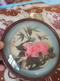 羽毛立体画。鸟语。济南美工厂出品。