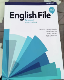 牛津英语爱尔兰语言班学生用书 advanced （高级浅蓝色）